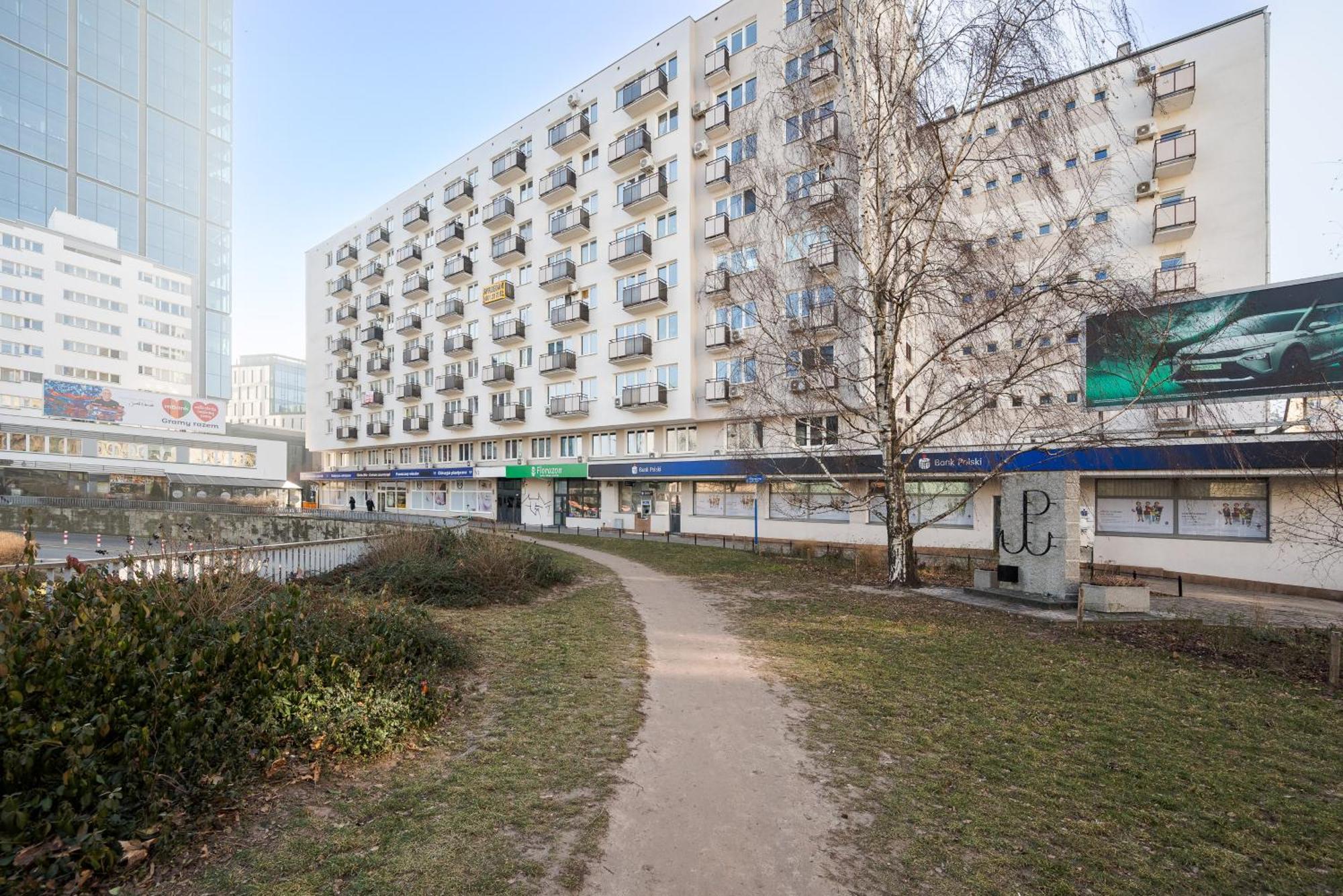 Zlota Standard * Warsaw